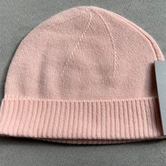 SET OF NORDSTROM RACK 100% CASHMERE Scarf and Hat In PINK CHINTZ OS NWT STUNNING - Picture 8 of 16